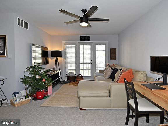 4th image of 9493 Fairfax Blvd APT 202