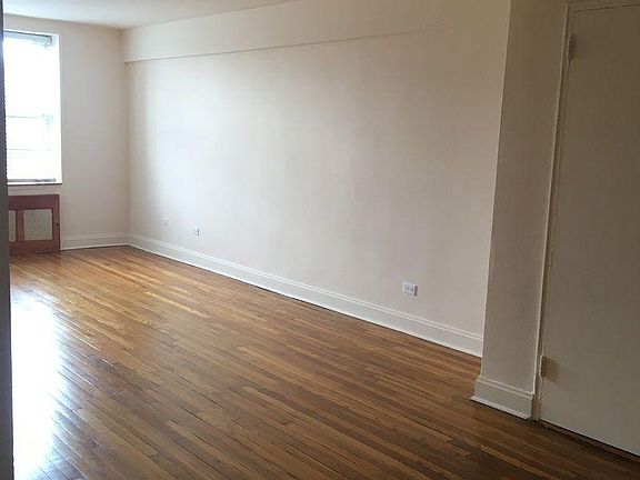 5th image of 8008 135th St APT 321