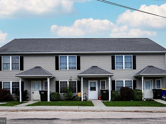 5th image of 2-4 W Cabin Hollow Rd #6