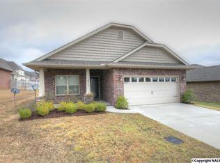 2914 Magnolia Park Dr SE, Owens Cross Roads, AL 35763
