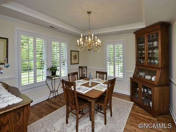 5th image of 21 Creekside Way