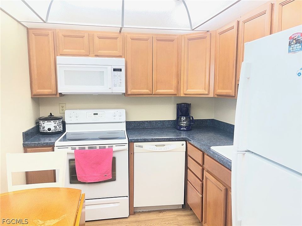 1st image of 6220 Augusta Dr APT 301
