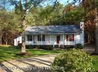 186 Racefield Dr, Toano, VA 23168
