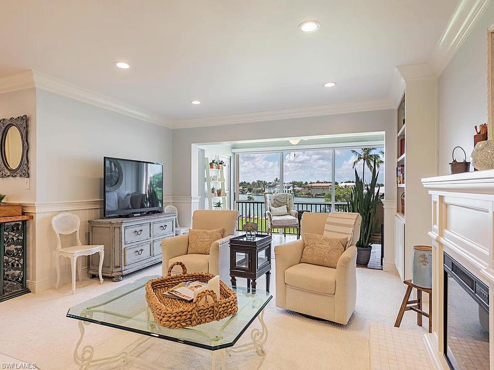 1st image of 3400 Gulf Shore Blvd N #6