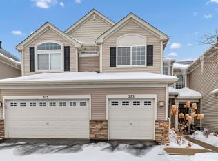 573 Telluride Dr, Gilberts, IL 60136