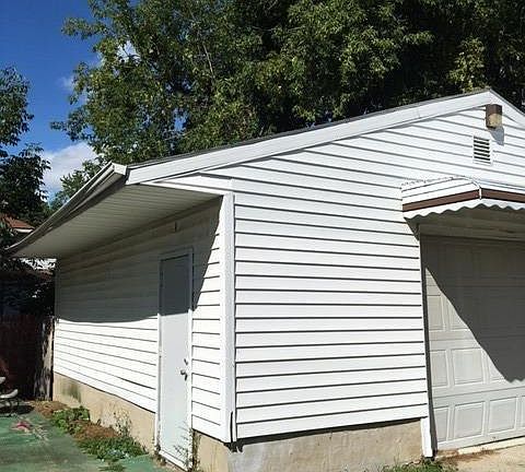 4th image of 1226 Lincoln Ave