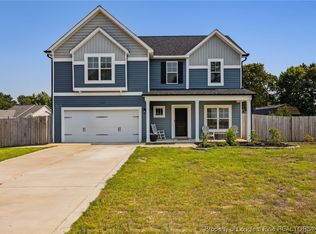 92 S Dakota Ct, Spring Lake, NC 28390