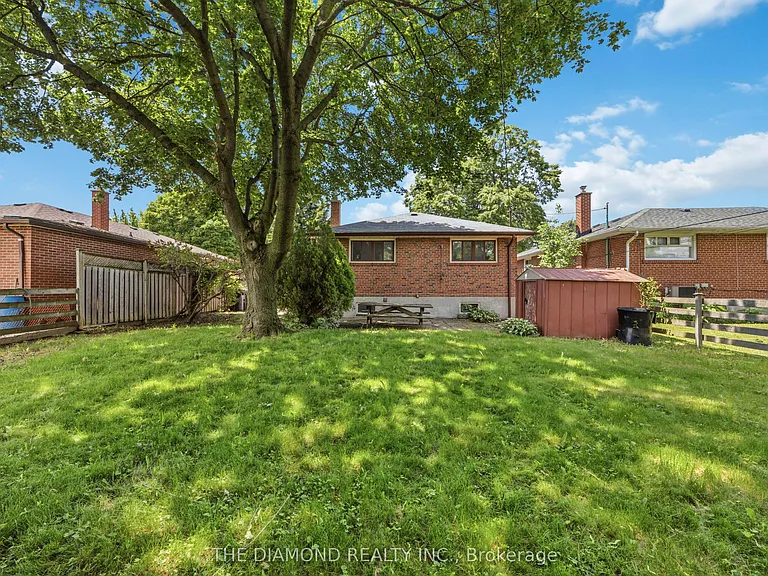 21 Jardine Pl — Photo 31