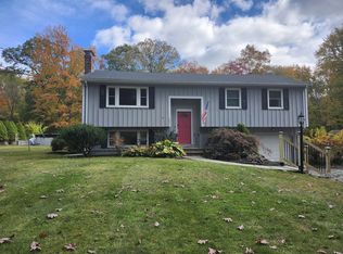 262 Old Post Rd, North Attleboro, MA 02760