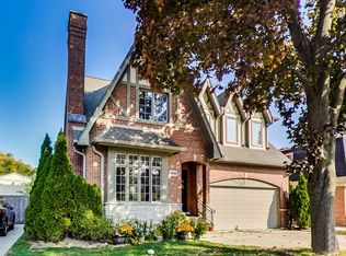 1944 Elmwood Ave, Wilmette, IL