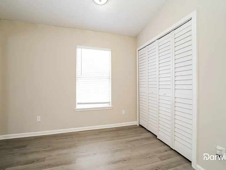 7461 International Village Dr — Photo 6