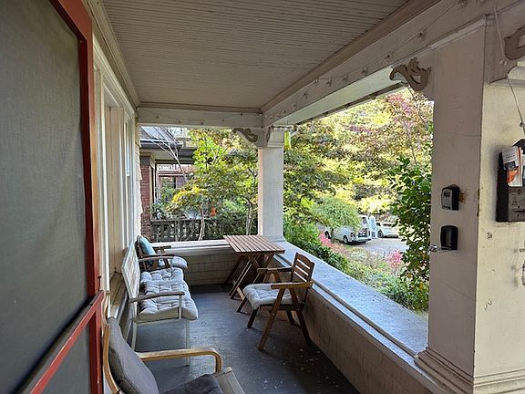 5th image of 2817 Broadway E