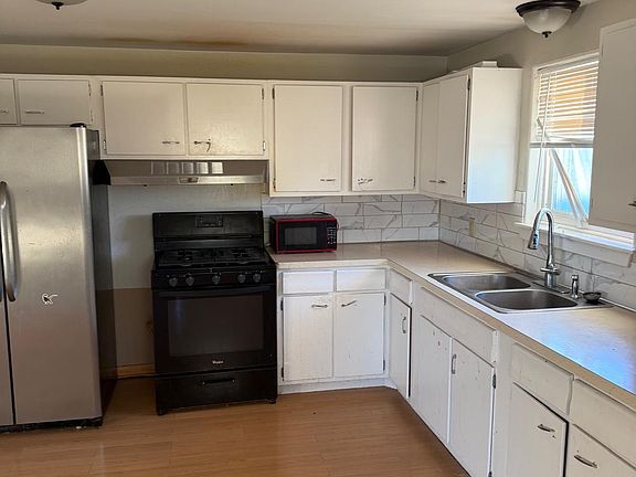 5th image of 125 Meadowlawn Rd #2
