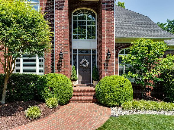 2nd image of 5703 Camilla Dr