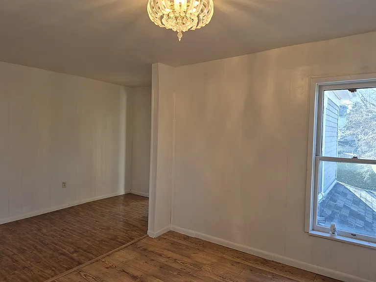 1205 Bank St #1/2 — Photo 5