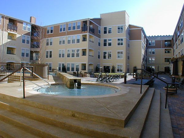 2nd image of 3604 Cedar Springs Rd #2723