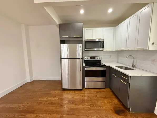 2514 Cortelyou Road image 5 of 14