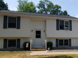 423 Salmon Falls Rd, Rochester, NH 03868