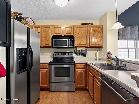 5th image of 8433 Arbor Meadow Way