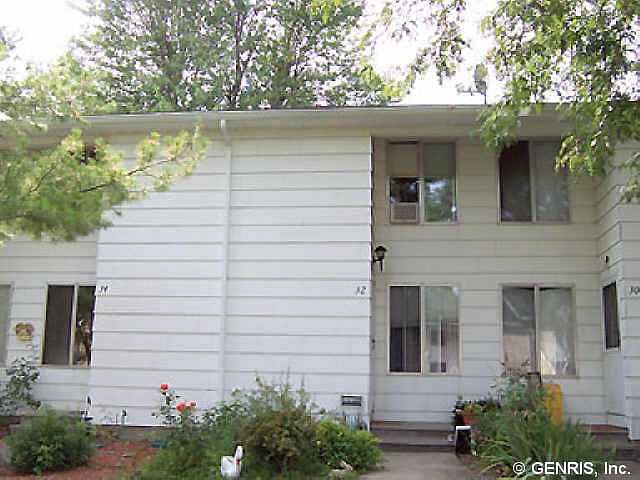 1st image of 32 Parkwood Ln