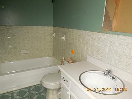 2nd image of 409 S 4th St