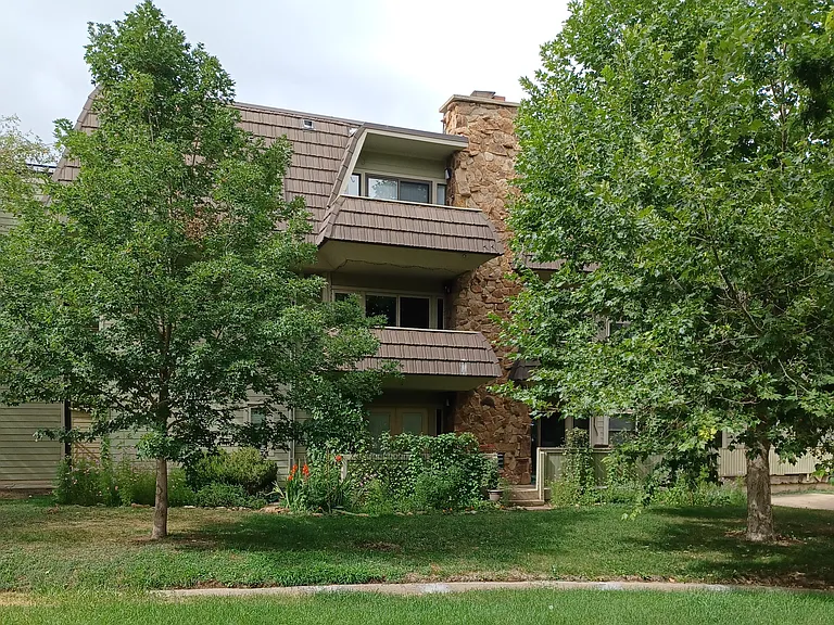 3150 Iris Ave #212 — Photo 9