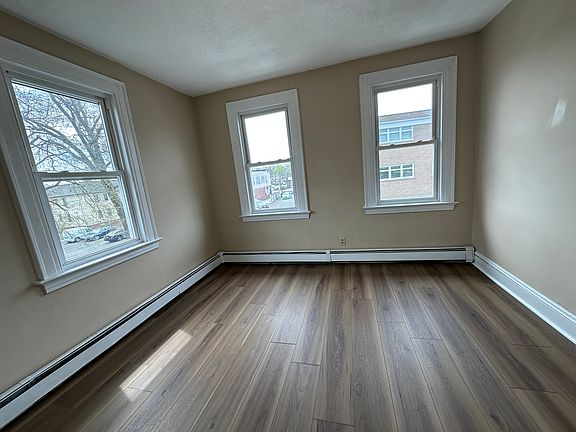 3rd image of 292 Elm St #Aa6