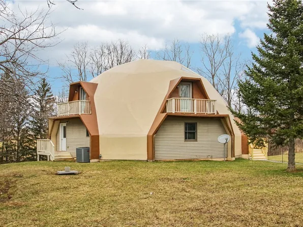 199 E Swamp Rd, Penn Yan, NY 14527