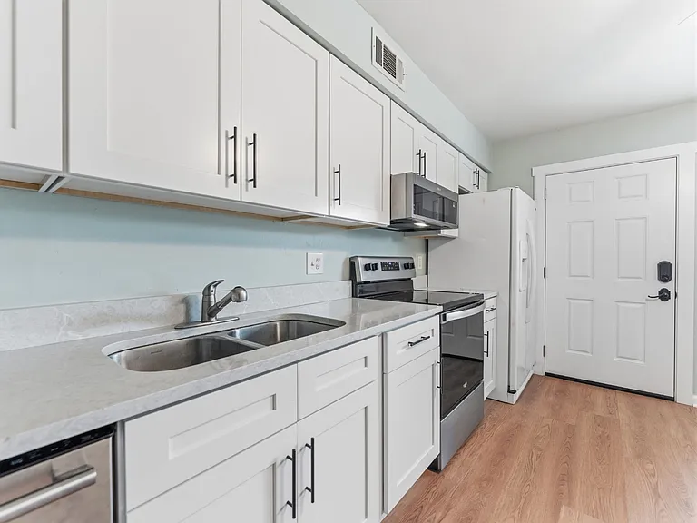 4233 La Sorrento Ct — Photo 7