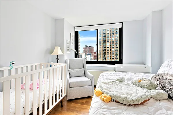 Rented by Compass | media 18