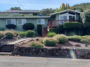 5482 Pepperwood Rd, Santa Rosa, CA 95409