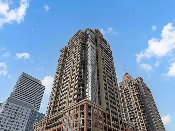 4080 Living Arts Dr #2610, Mississauga, ON L5B 4N3