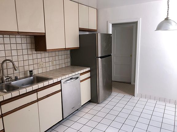 2nd image of 176 Forest View Dr