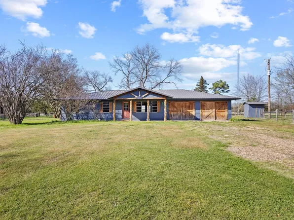 338 County Road 1120, Ravenna, TX 75476
