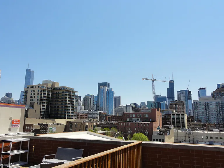 825 N Hudson Ave #4D — Photo 14