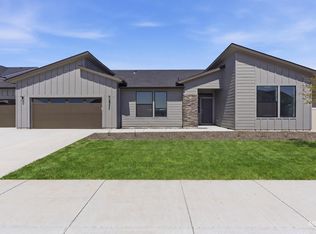 8296 E Presley Ct, Nampa, ID 83687