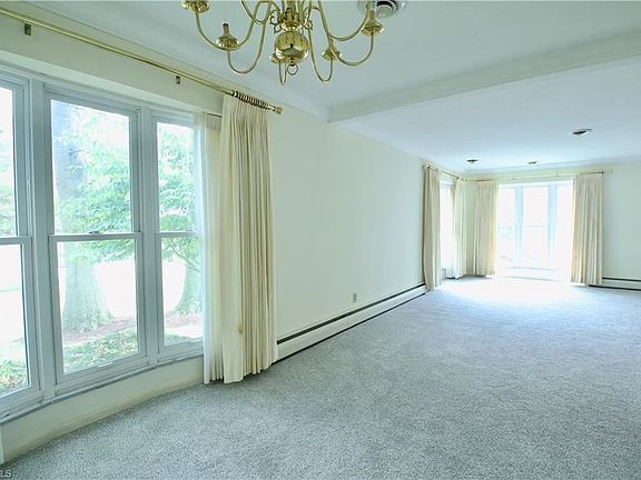 4th image of 5130 Devon Dr