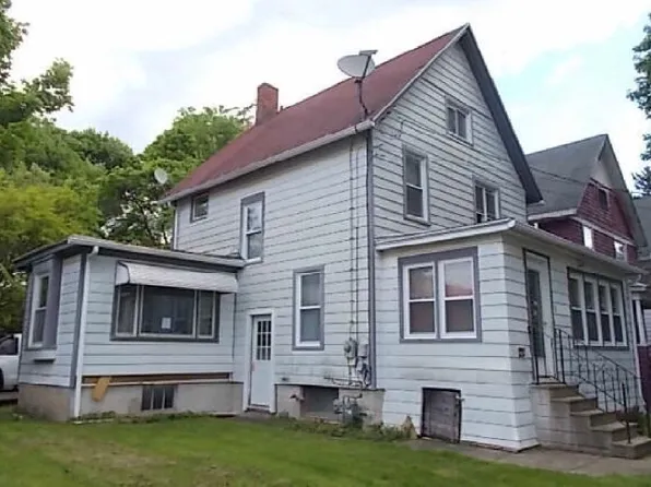 1 Pimm Ave, Auburn, NY 13021