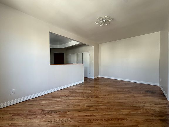 5th image of 2201 Avenue U #2G