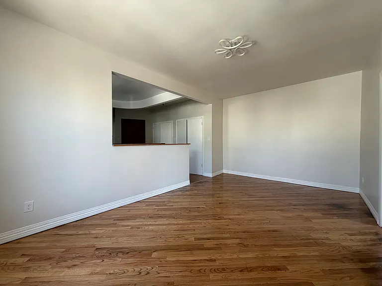 2201 Avenue U #2G — Photo 5