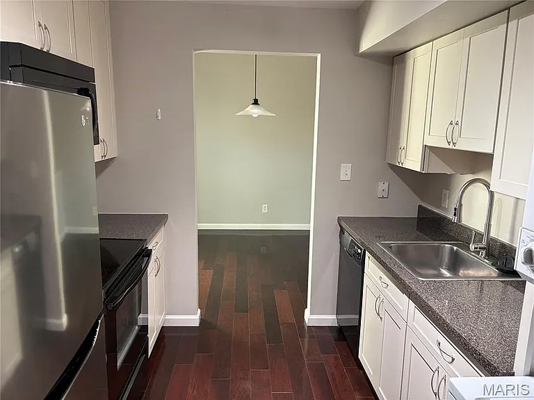 1457 Bobolink Pl — Photo 10