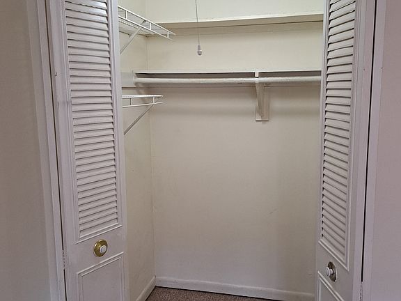 walk in closet in BR