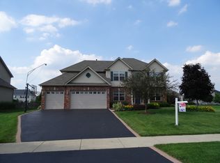 2479 Bauer Rd, North Aurora, IL 60542