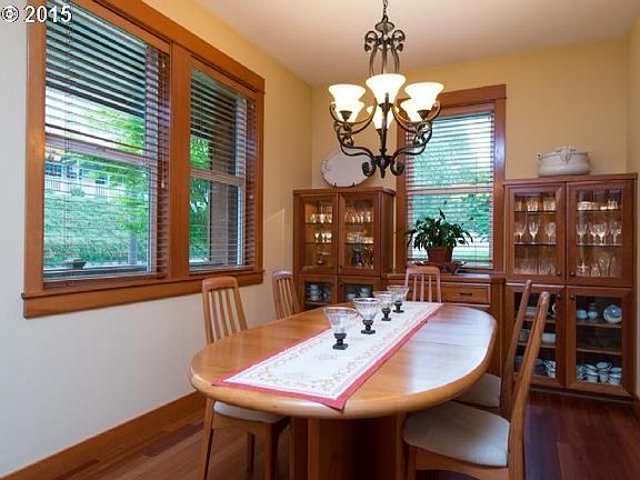 5th image of 25525 Cheryl Dr