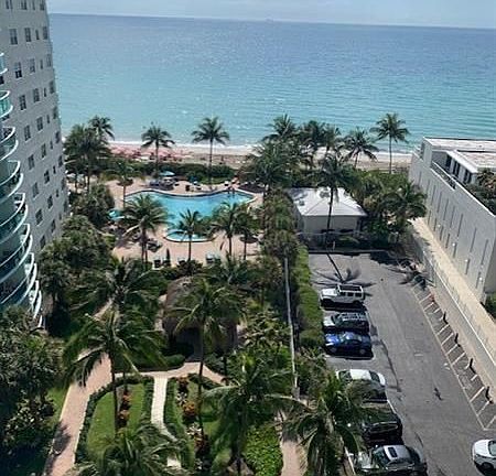 5th image of 3901 S Ocean Dr #C10n