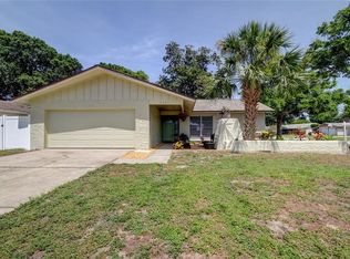 2401 Timbercrest Cir W, Clearwater, FL 33763