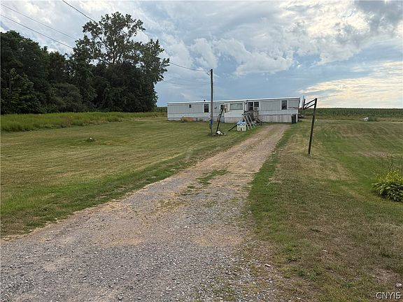 3rd image of 119 County Route 55