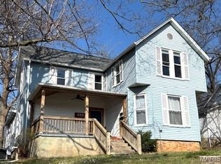 325 N Prairie St, Greenville, IL 62246
