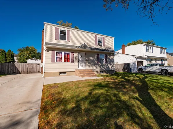 155 Wantagh Avenue, Levittown, NY 11756