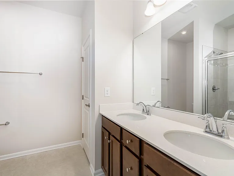 1328 Channing Park Cir — Photo 14